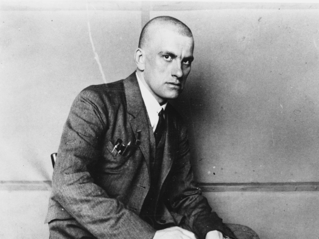 Владимир Маяковский (1927) | marieclaire.ru