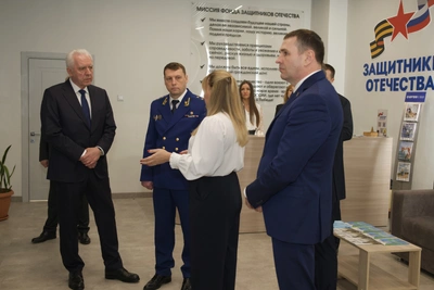 Гуцан обсудил в Хабаровске поддержку участников СВО