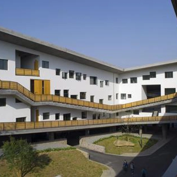 Объявлены кураторы Венецианской архитектурной биеннале 2027&nbsp;&mdash; Ван Шу и Лу Вэньюй