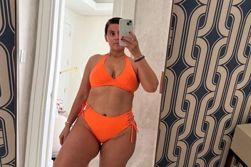 «Как колбаска вареная»: Нелли Фуртадо затравили из-за лишнего веса