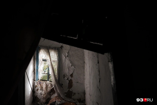 Еще один брошенный дом | Источник: Дарья Паращенко / 93.RU