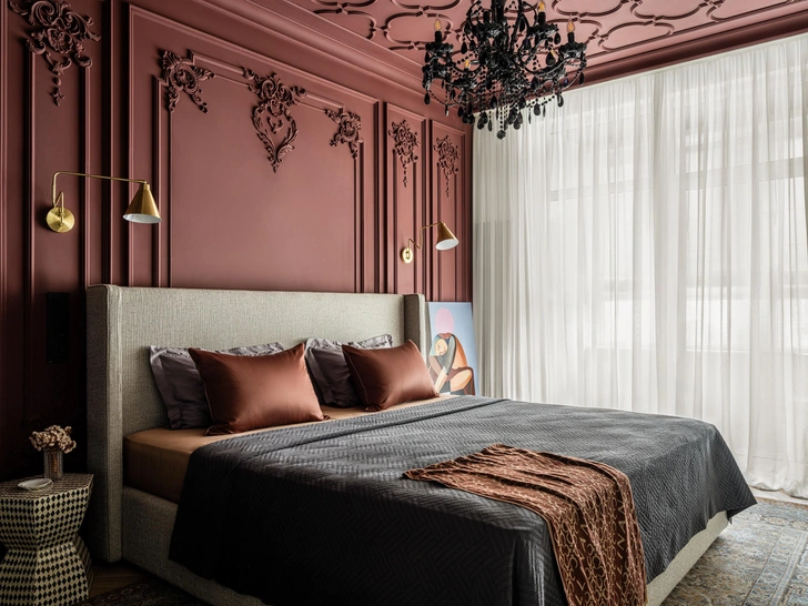 Краска, Fama Paint. Бра, La Redoute. Прикроватный столик Arlequin, Dantone Home. | Источник: Евгений Кулибаба. Стиль: Людмила Кришталева