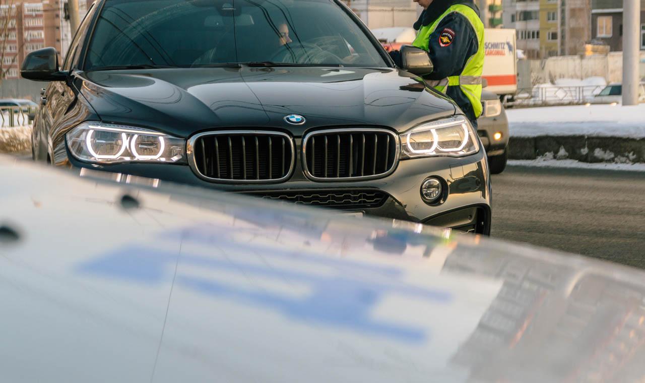 У водителей начали отбирать автомобили за неоплаченные штрафы - 14 февраля  2020 - 59.ру