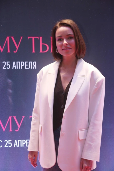 Ирена Понарошку | www.starhit.ru