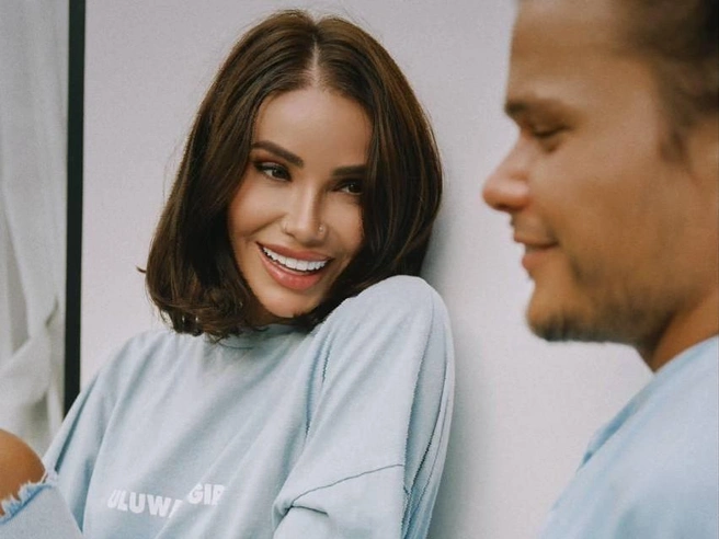 В октябре этого года мужчина сделал блогерше предложение руки и сердца | Источник: «AIZA-LILUNA» / T.me