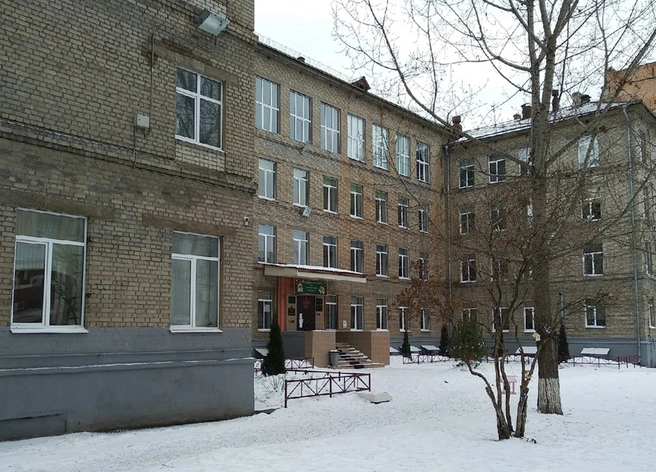 В школу №39 вызывали полицию из-за пятиклассника, распылившего перцовый баллончик | ya62.ru