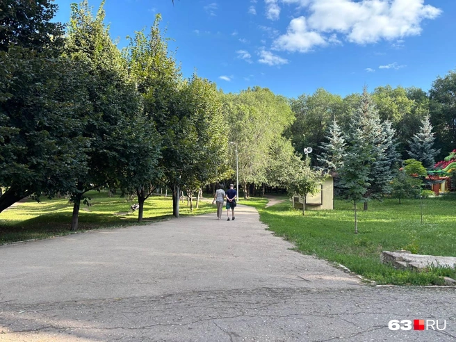 При такой большой площади хотелось бы видеть больше санузлов, но пока их столько, сколько есть | Источник: Ксения Бирюкова / 63.RU