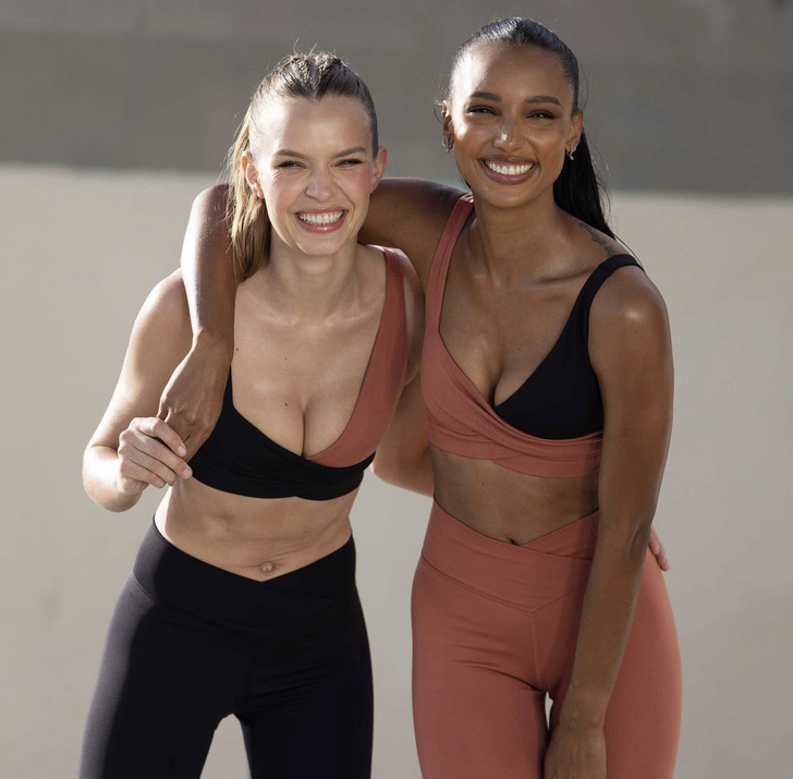 Топ-модели Жозефин Скривер и Жасмин Тукс запустили бренд «полезной» одежды