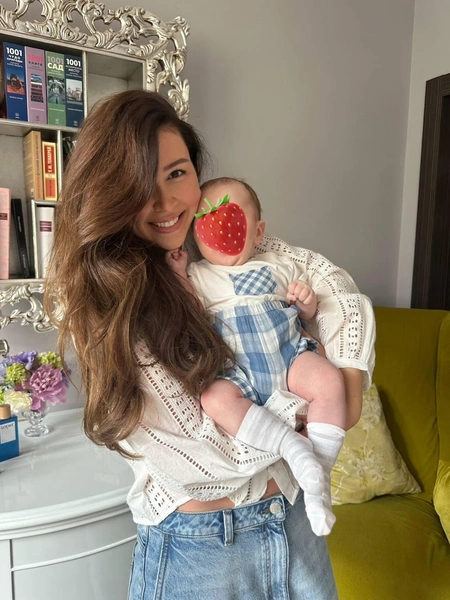Анна Заворотнюк родила сына Марселя в начале апреля текущего года