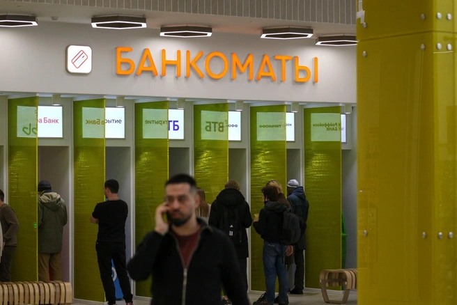 Сообщения своим клиентам разослал «Сбер» | Источник: Артем Дергунов / 116.RU