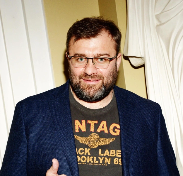 Президентом фестиваля является Михаил Пореченков