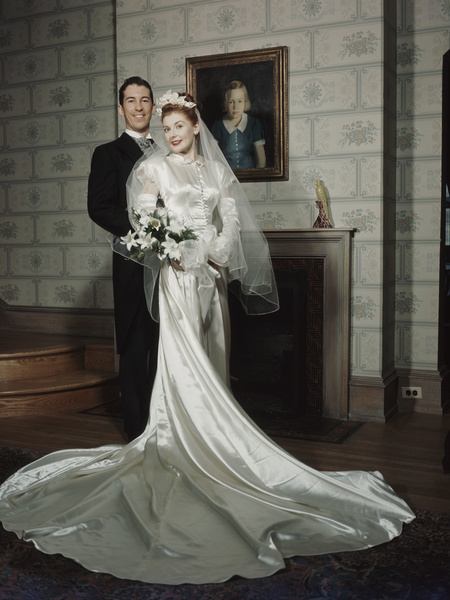 Фото 5. Свадебное платье 1944 года.