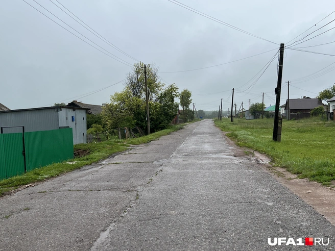 Дорога… ну, нормальная, бывает и хуже | Источник: Андрей Бирюков / UFA1.RU
