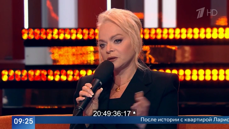 Лариса Долина