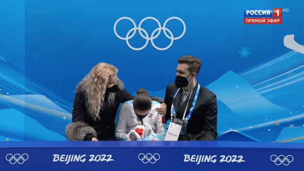 Слезы и падения: россиянки на Олимпиаде откатали произвольные программы