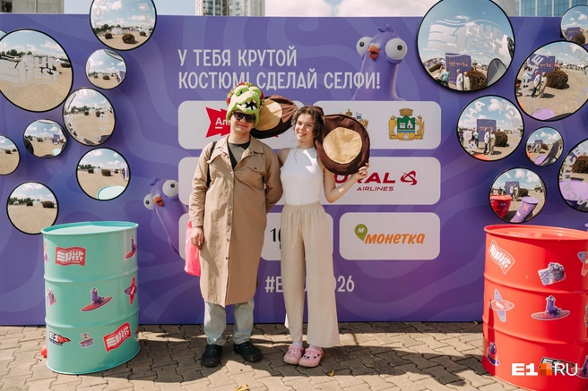 Гена и Чебурашка тоже плыли с нами | Источник: Полина Рашковская / E1.RU