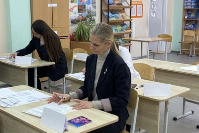 Пензенские родители сдали ЕГЭ по русскому языку