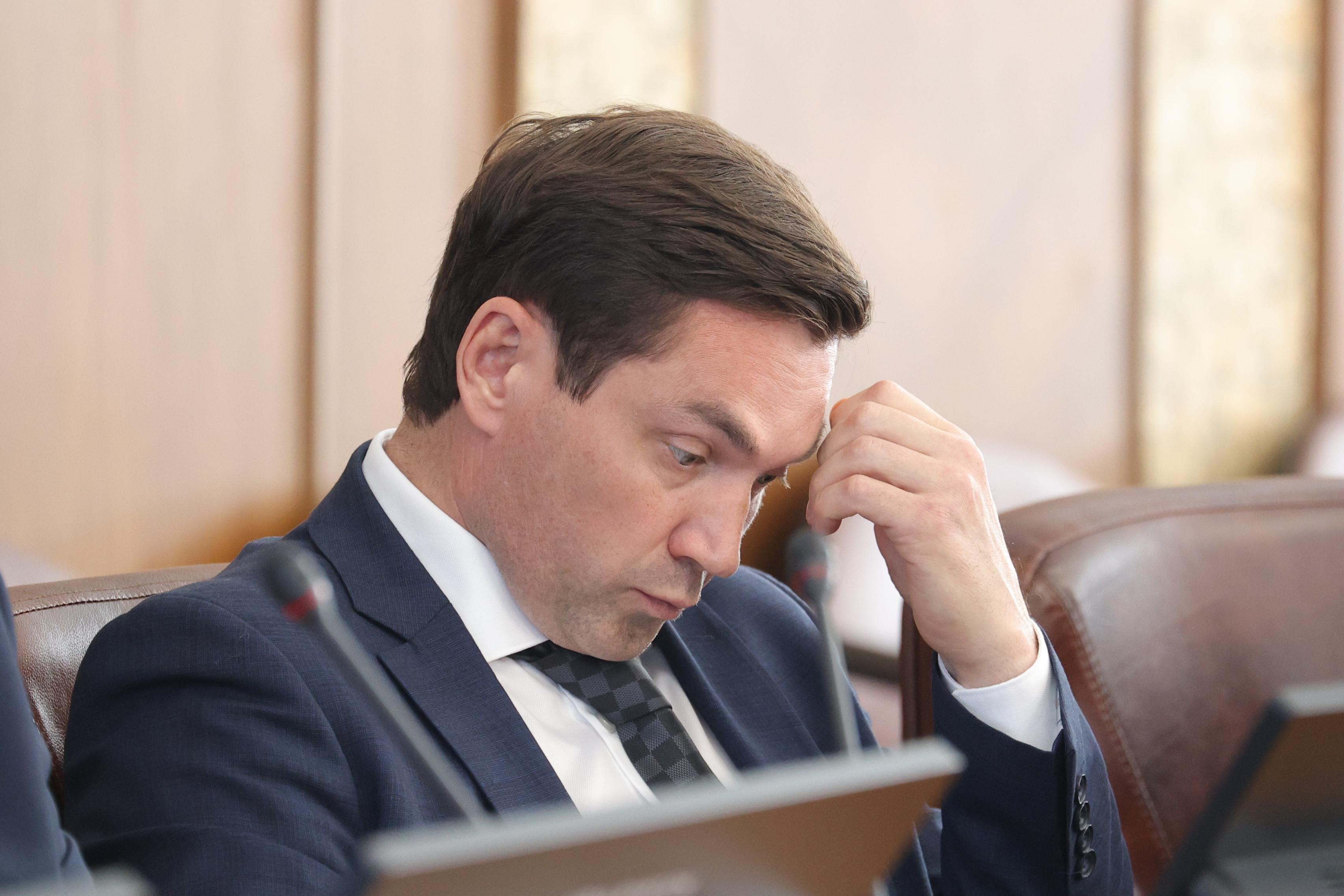 Непомэрный аппетит? Зачем главе Челябинска планируют повысить зарплату