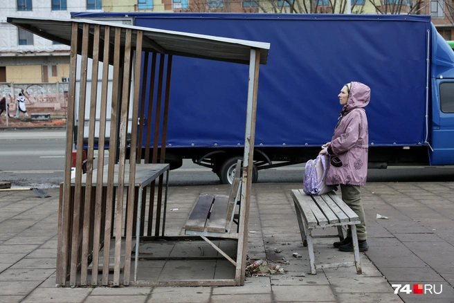 Интересно, кто же анонимно продолжает заботиться о бабушках? | Источник: Наталья Лапцевич