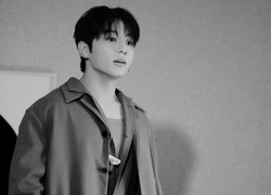 Чонгук и Лили Коллинз сделали Calvin Klein — самым влиятельным брендом Недели моды в Нью-Йорке