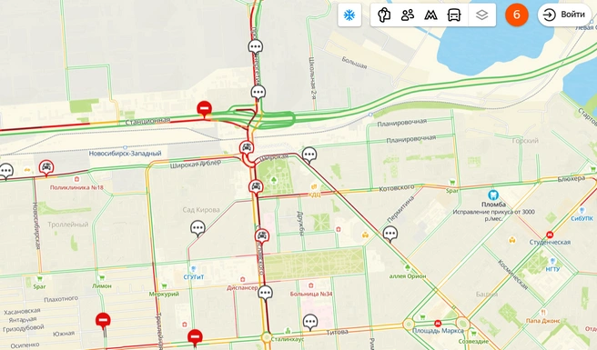 Ситуация на левом берегу 17 декабря около 11:00. Такая картина и гневные комментарии появляются каждый день | Источник: 2GIS