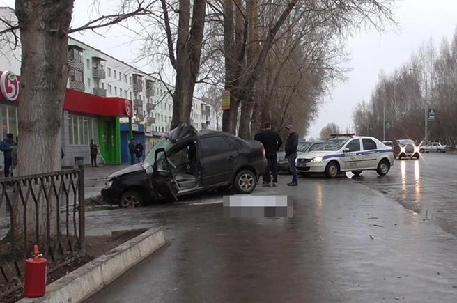 Водитель скончался через несколько минут после аварии | Источник: ГИБДД по РБ