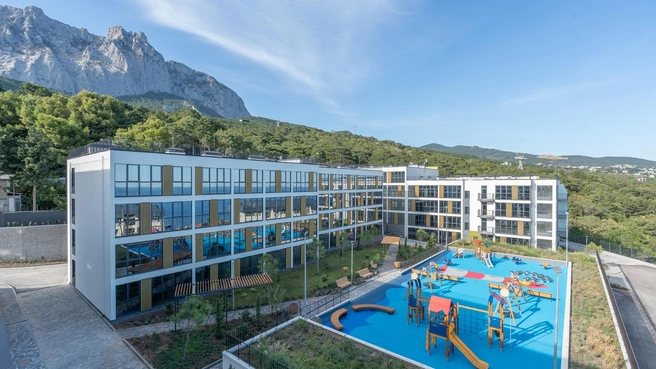 Закрытая придомовая территория создает в жилом комплексе «Вилла Маяк» клубную приватную атмосферу | Источник: ГК «Расцветай»