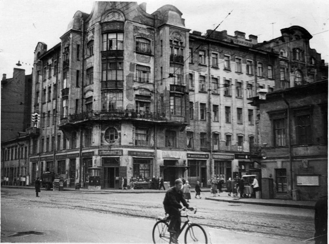 Источник: Доходный дом П. Т. Бадаева на Citywalls.ru