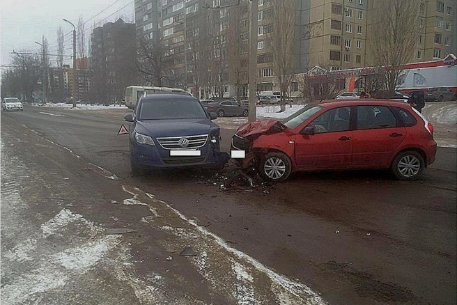 Водитель не уступила дорогу на повороте | ufa1.ru