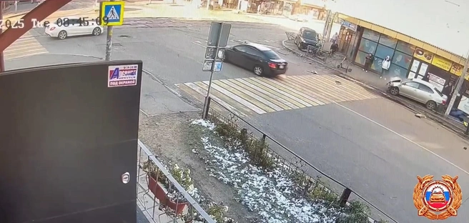 В ГИБДД раскрыли подробности жёсткого ДТП в центре Иркутска | Источник: Госавтоинспеция Иркутска / T.me