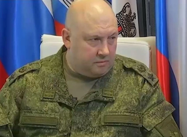 Суровикин: ВСУ готовят удар по плотине Каховской ГЭС | ya62.ru