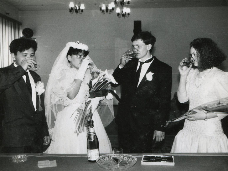 Как проходили свадьбы в СССР? Большая фотоподборка советских свадеб: здесь есть фото и из Карелии