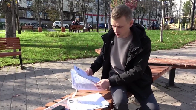 Кот Александра умер у него на руках | Источник: скриншот из передачи «Человек и закон» на Первом канале / 1tv.ru