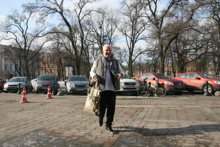 Спасал людей, разругался с Гурченко и кадрил девушек в Сети: неизвестные факты о Борисе Моисееве