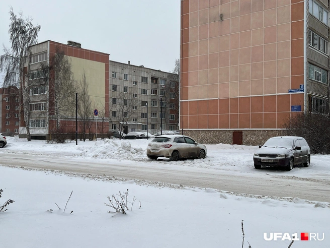 Основа дома-то всё равно серая | Источник: Андрей Бирюков / UFA1.RU