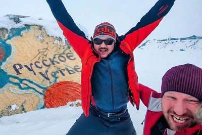 Tourists Drive to Isolated Russkoye Ustye in Yakutia