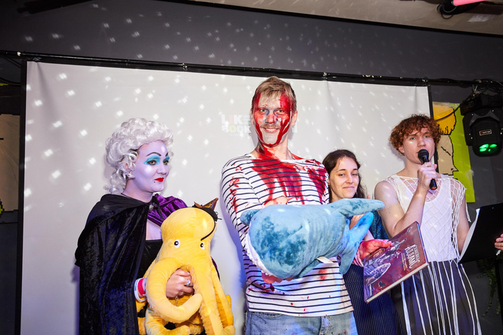 Страшные морские сказки: блогеры окунулись в атмосферу Хэллоуина на вечеринке theGirl и издательства Like Book