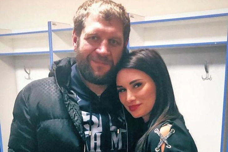 Александр и Полина Емельяненко | www.starhit.ru