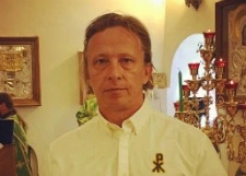Иван Охлобыстин не может контролировать дочерей