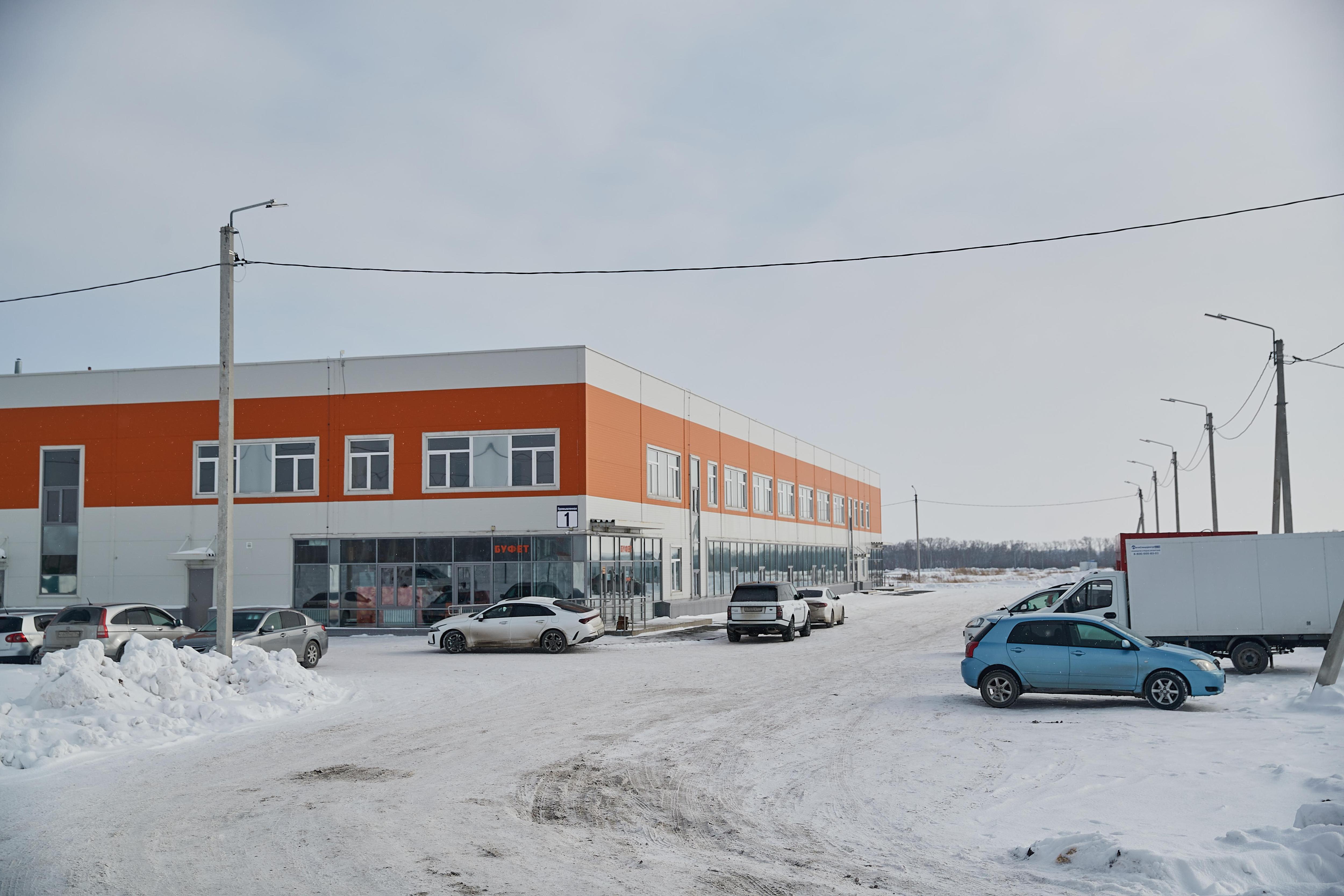 На оптовом рынке под Новосибирском заработают олигарх и приезжие бизнесмены