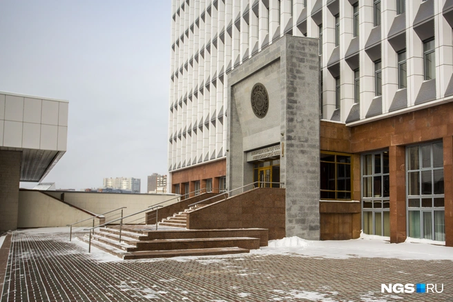 В процессе передачи будут участвовать Заксобрание и горсовет | Источник: Густаво Зырянов / NGS.RU