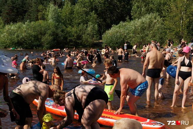 Вода с рыжим оттенком, но теплая  | Источник: Ирина Шарова / 72.RU 