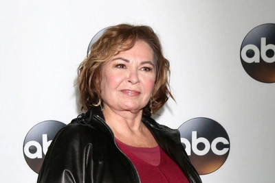 Эксклюзив: Розанна Барр до сих пор злится на Джона Гудмана