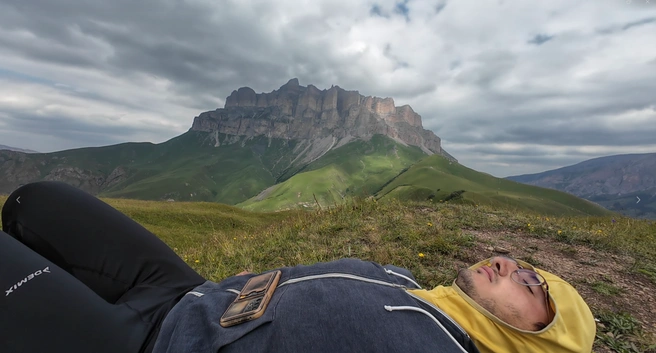 Вид на горы | Источник: «и Мужчина, и Машина» / T.me