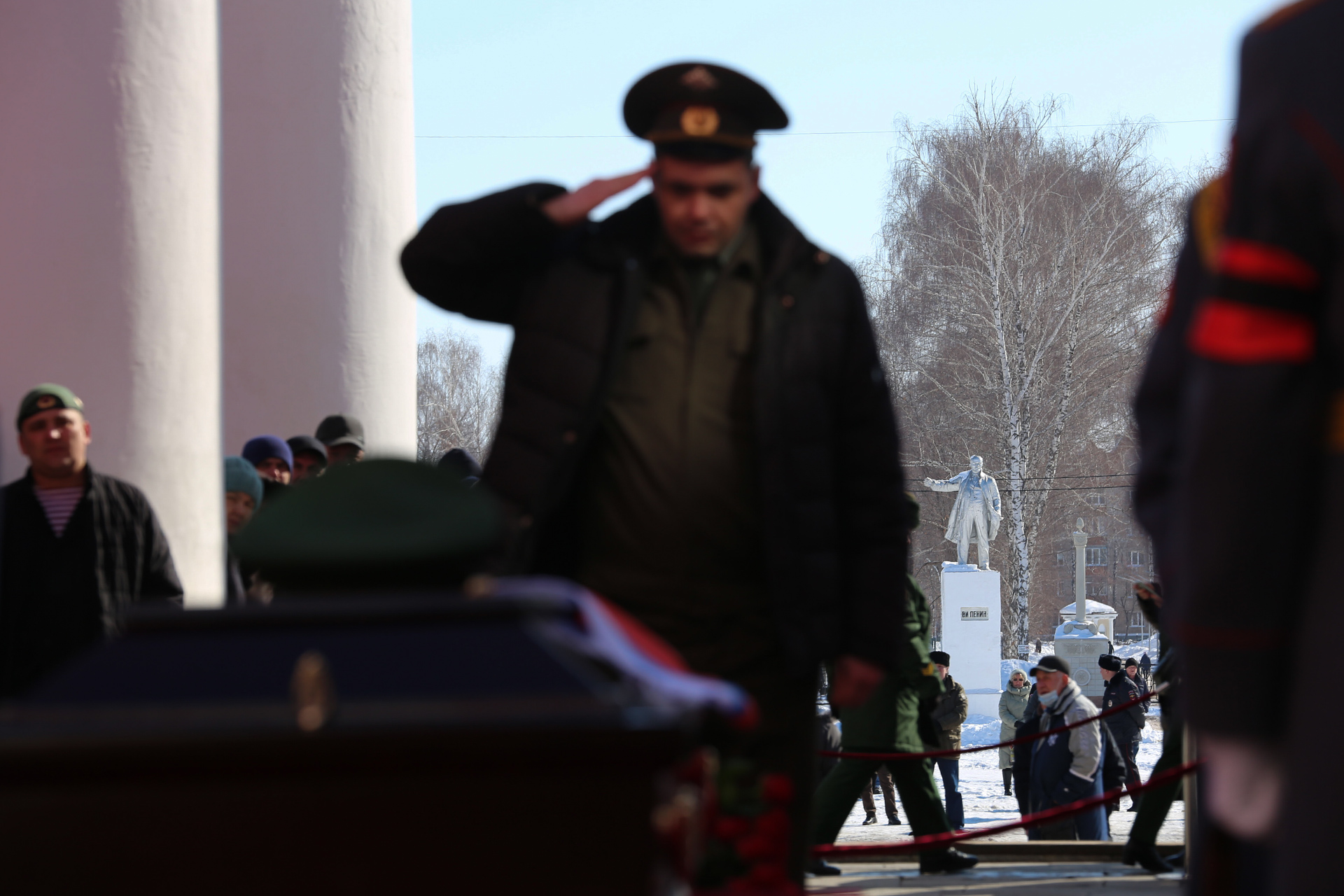 В Минобороны назвали число погибших в Макеевке российских военных — 2  января 2023 - 2 января 2023 - V1.ру