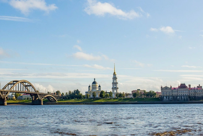 Из-за ремонта моста в Рыбинске изменят схему проезда автобусов | Источник: Александра Мамонтова / 76.RU