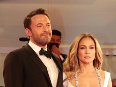 «Лопес нашла неожиданного союзника в лице Гарнер»: бывшая жена Аффлека помогает нынешней пережить развод