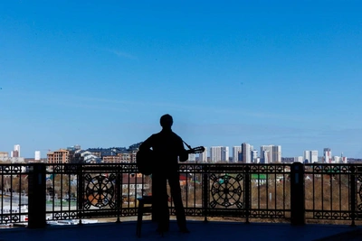 Жесткая ругань ребенка в «Роднике»: новости Тюменской области 20 апреля