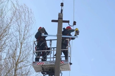 В Ленобласти восстановили электроснабжение после циклона