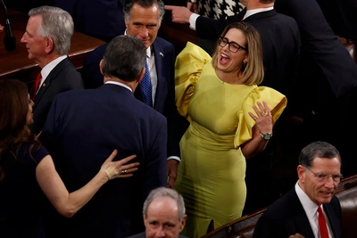 Личные сообщения Синемы мужу телохранителя всплыли в суде